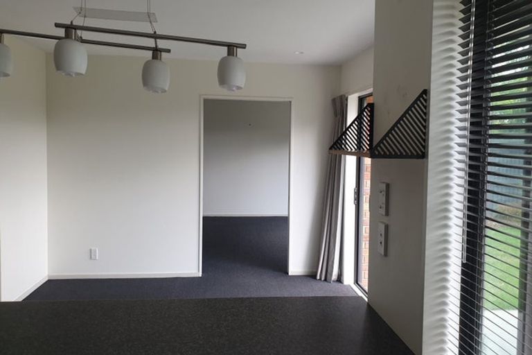 Photo of property in 2 Little Oaks Drive, Yaldhurst, Christchurch, 8042