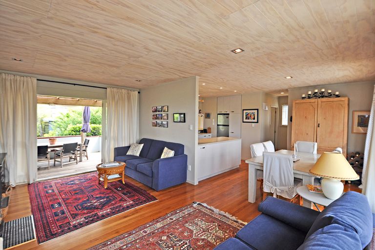 Photo of property in 22 Kendale Drive, Leigh, 0985