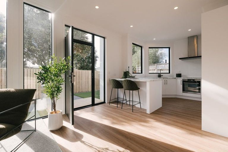 Photo of property in 128c Linton Street, West End, Palmerston North, 4410