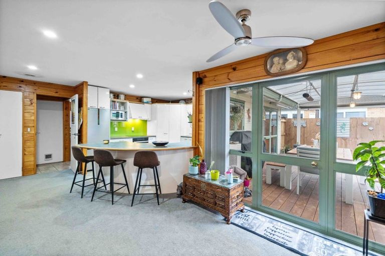 Photo of property in 1 Coolen Place, Tuakau, 2121