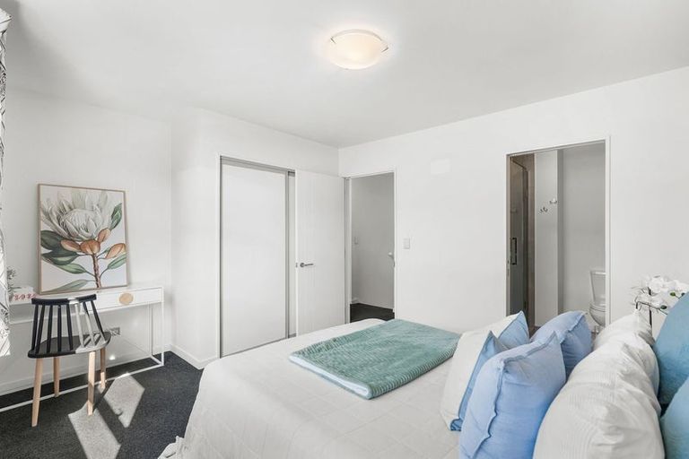 Photo of property in 5/40 Brockworth Place, Riccarton, Christchurch, 8011