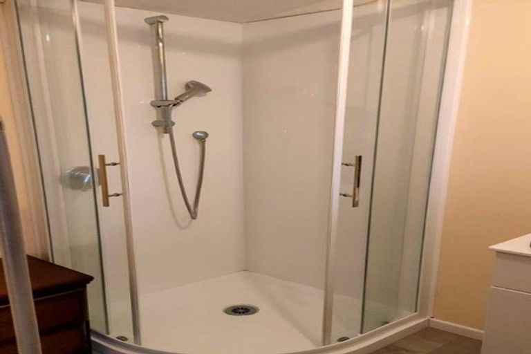 Photo of property in 4 Clifford Street, Clinton, 9534