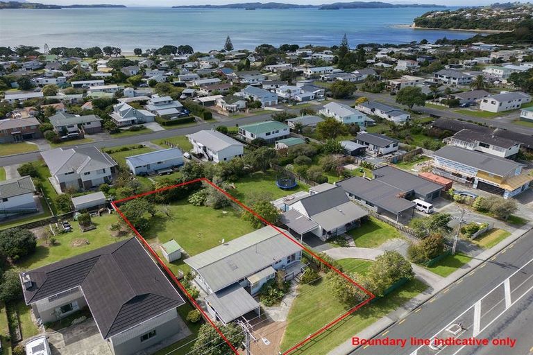 Photo of property in 313 Mahurangi East Road, Snells Beach, 0920