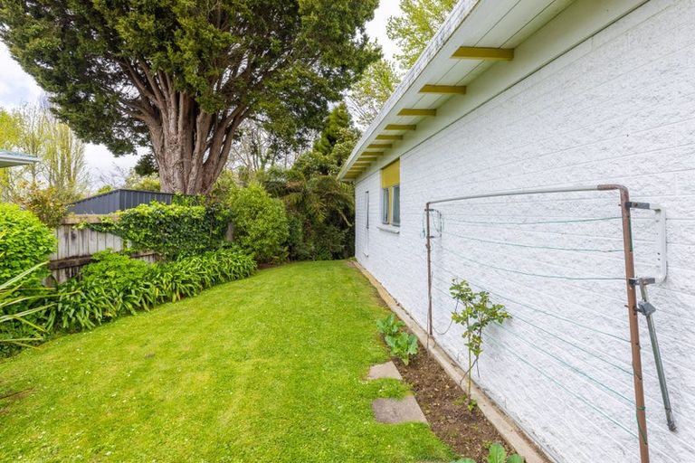 Photo of property in 12a Southsea Crescent, Silverdale, Hamilton, 3216