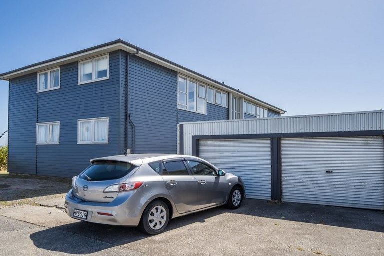Photo of property in 1-4/193 The Esplanade, Petone, Lower Hutt, 5012