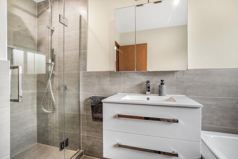 Photo of property in 138 Carnoustie Drive, Wattle Downs, Auckland, 2103