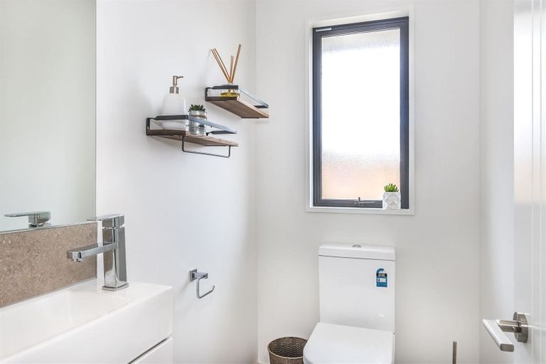 Photo of property in 6 Pegson Lane, Halswell, Christchurch, 8025