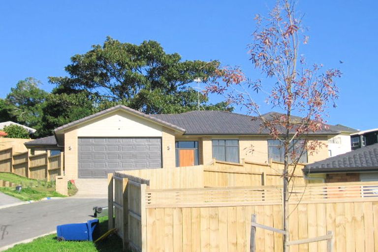 Photo of property in 13 Leafield Crescent, Henderson, Auckland, 0612