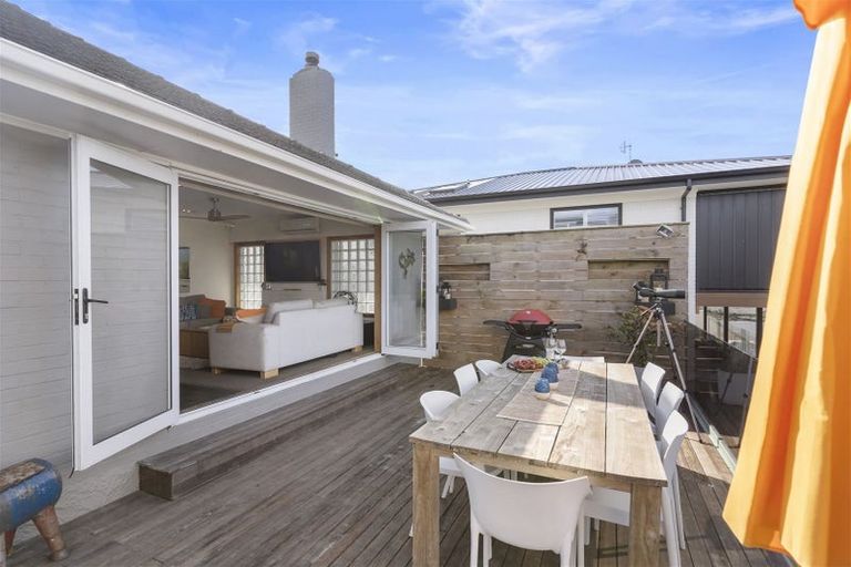 Photo of property in 50 Clovelly Road, Bucklands Beach, Auckland, 2012