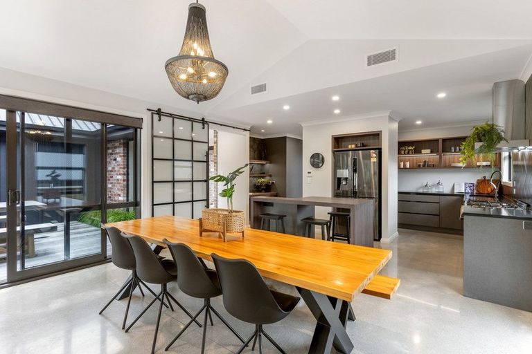 Photo of property in 5 Ridge Drive, Omokoroa, 3114