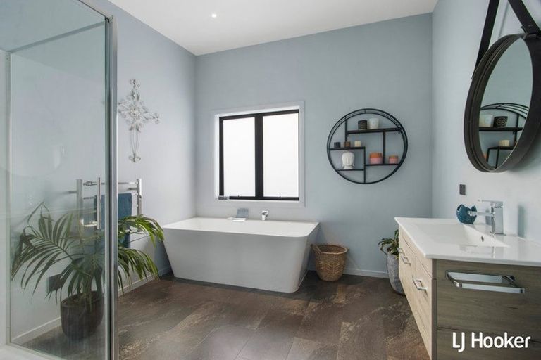 Photo of property in 39b The Crescent, Waihi Beach, 3611