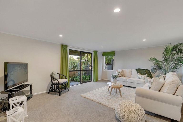 Photo of property in 40 Truro Road, Camborne, Porirua, 5026