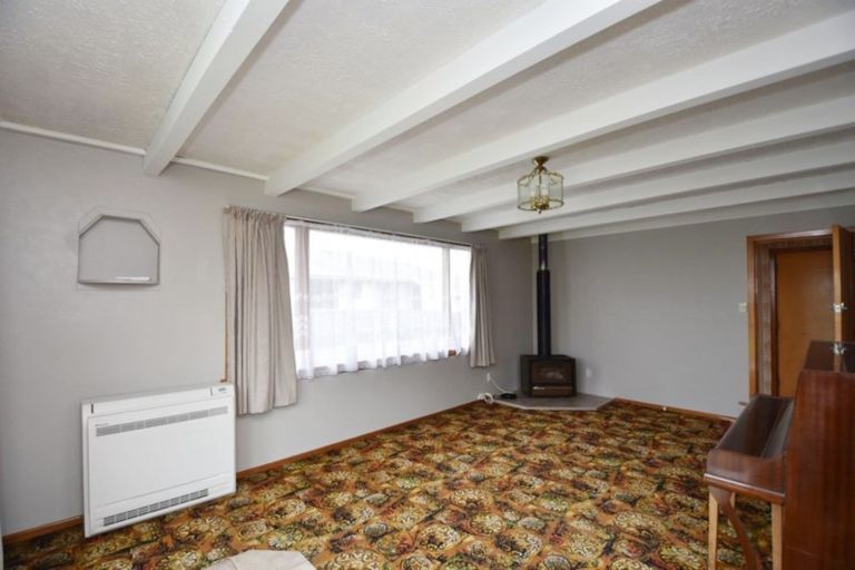 Photo of property in 76 Mcquarrie Street, Kingswell, Invercargill, 9812