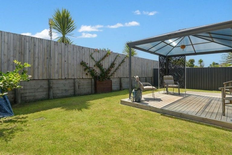 Photo of property in 84 Sentinel Avenue, Omokoroa, 3114