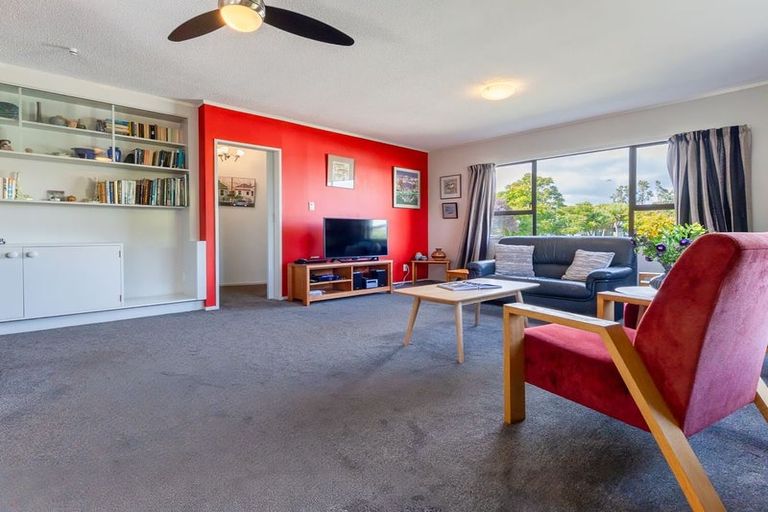 Photo of property in 79 Aorangi Road, Paraparaumu, 5032