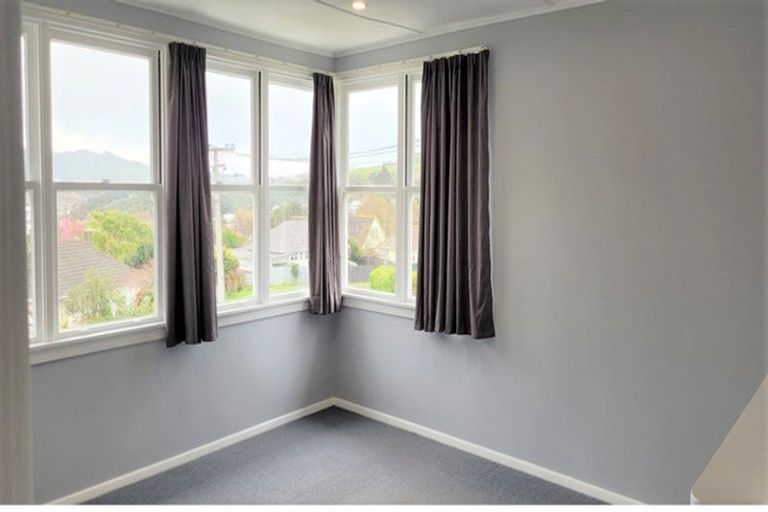 Photo of property in 12 Gear Terrace, Ranui, Porirua, 5024
