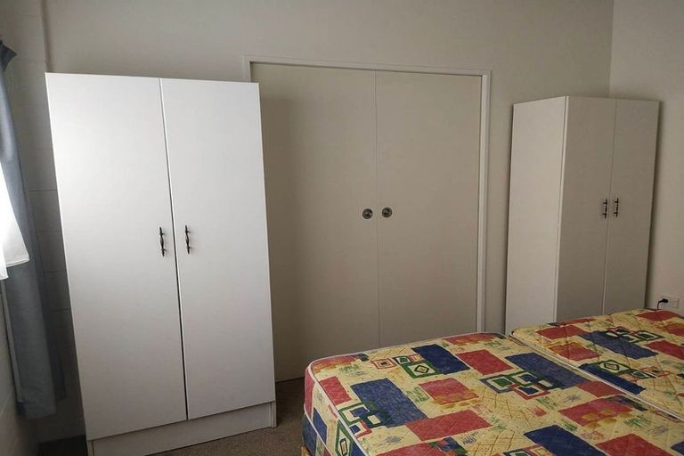 Photo of property in 7 Nui Mana Place, Te Atatu South, Auckland, 0610