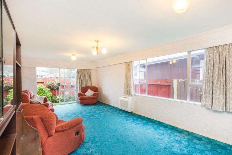 Photo of property in 5 Westhaven Grove, Takaro, Palmerston North, 4412