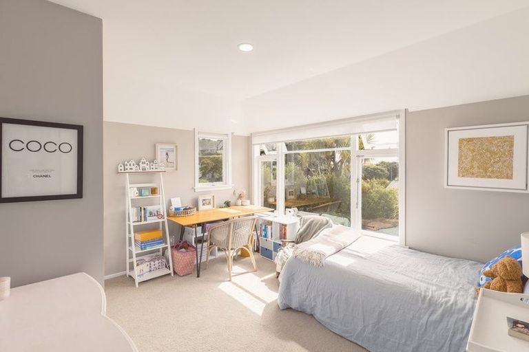 Photo of property in 40 Celia Street, Redcliffs, Christchurch, 8081