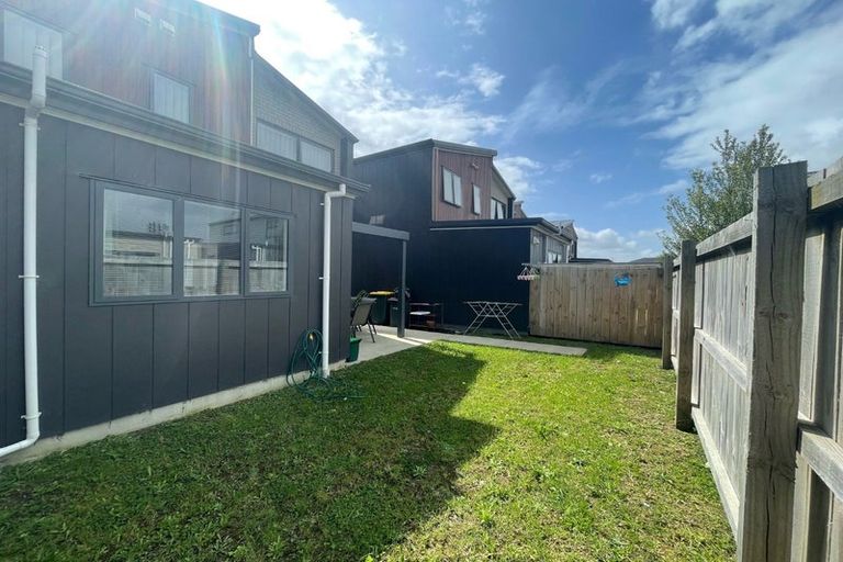 Photo of property in 89 Black Beech Crescent, Takanini, 2110