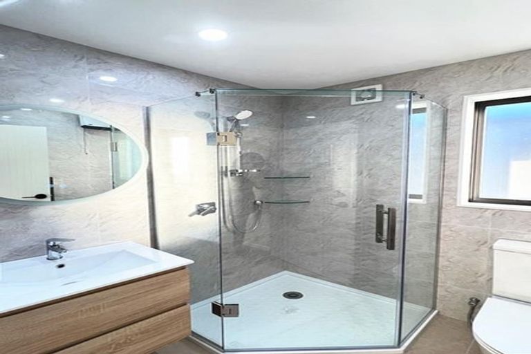 Photo of property in 27 Arahopu Place, Papakura, 2110