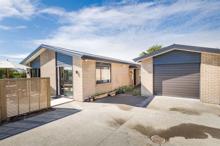 Photo of property in 5 Poplar Grove, Feilding, 4702