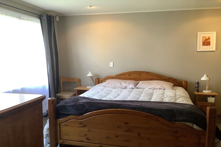 Photo of property in 13 Warwick Street, Wilton, Wellington, 6012