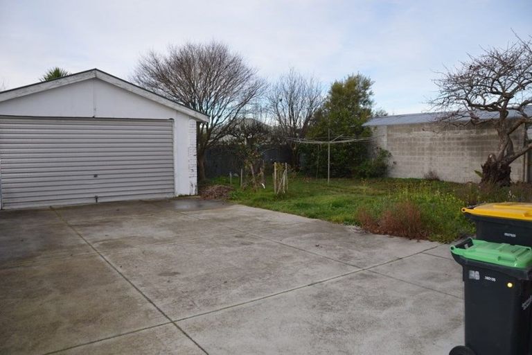 Photo of property in 13 Lyndhurst Crescent, Aranui, Christchurch, 8061