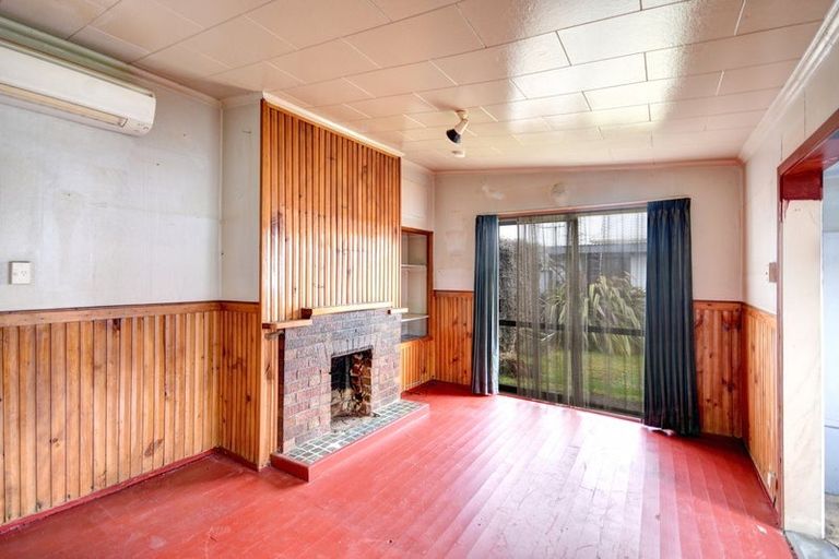 Photo of property in 76 Wesley Street, South Dunedin, Dunedin, 9012