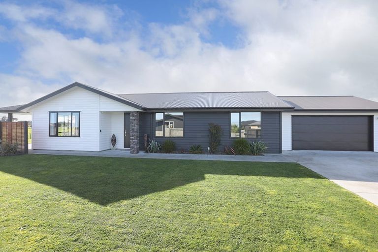 Photo of property in 6 George Street, Bulls, 4818