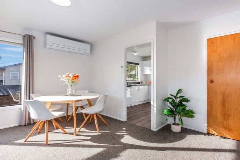 Photo of property in 49a Albatross Close, Whitby, Porirua, 5024