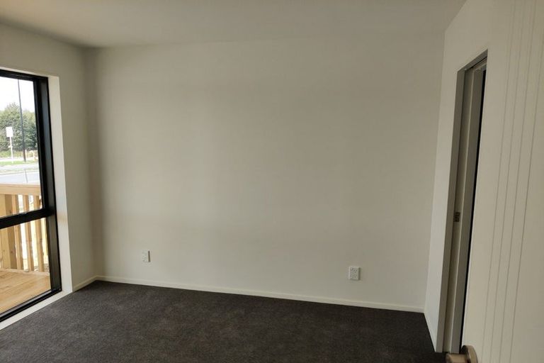 Photo of property in 1 Tributary Parade, Karaka, Papakura, 2113