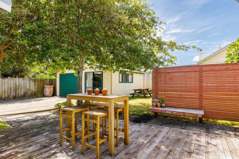 Photo of property in 7 Henui Street, Strandon, New Plymouth, 4312