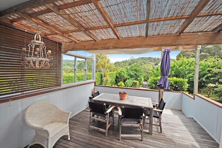 Photo of property in 22 Kendale Drive, Leigh, 0985