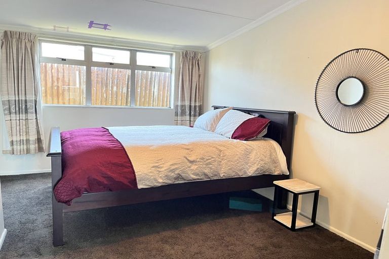 Photo of property in 28 Violet Street, Riverton/aparima, Riverton, 9822