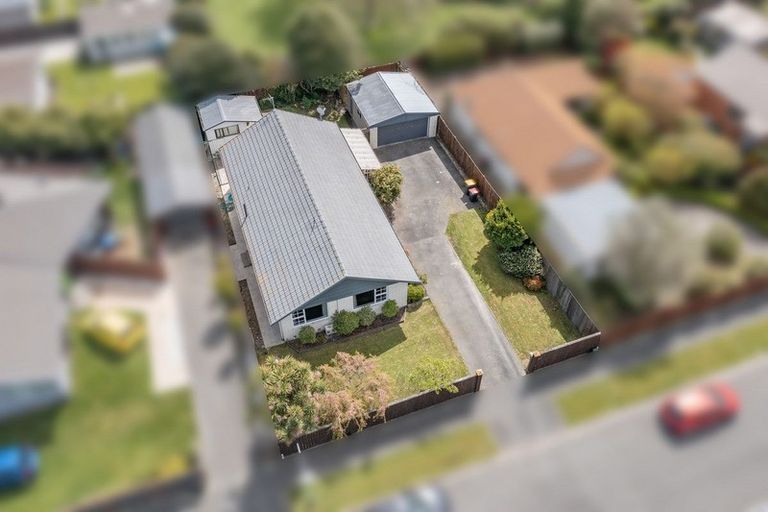 Photo of property in 41 Waratah Street, Avondale, Christchurch, 8061