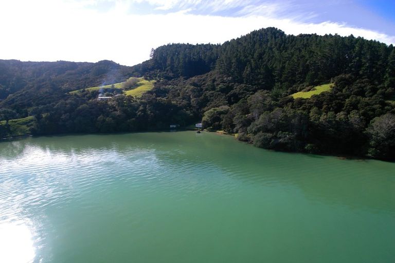 Photo of property in 225 Okura Bay Road, Totara North, Kaeo, 0479