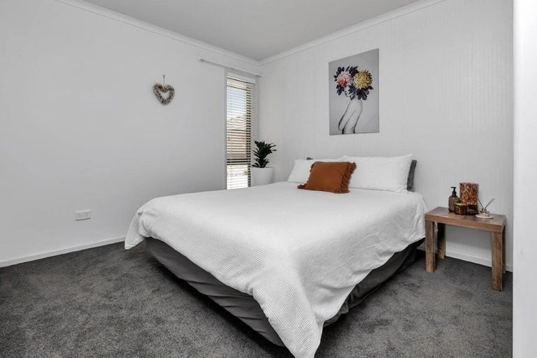 Photo of property in 50 Ocean View Rise, Ruakaka, 0116