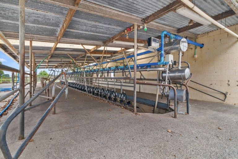 Photo of property in 1337 East Coast Road, Whakatiwai, Pokeno, 2473