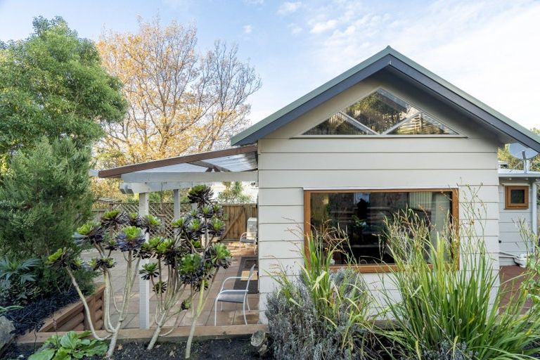 Photo of property in 25 Kaka Road, Saint Leonards, Dunedin, 9022