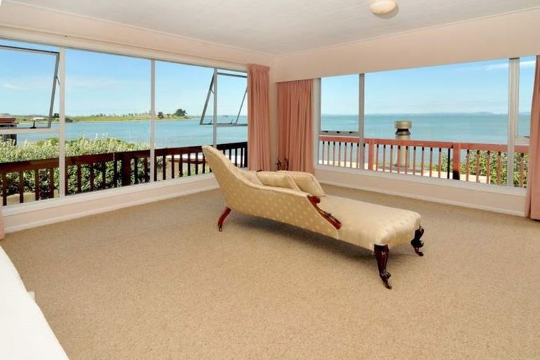 Photo of property in 49 Roys Road, Weymouth, Auckland, 2103