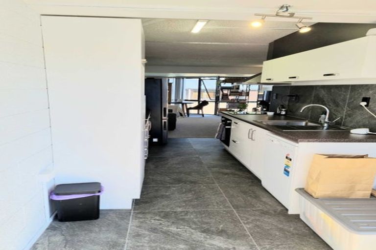 Photo of property in 40m Maunganui Road, Mount Maunganui, 3116