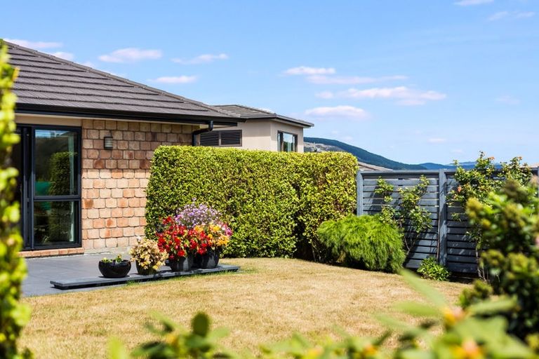 Photo of property in 14a Kaimai Place, Aotea, Porirua, 5024