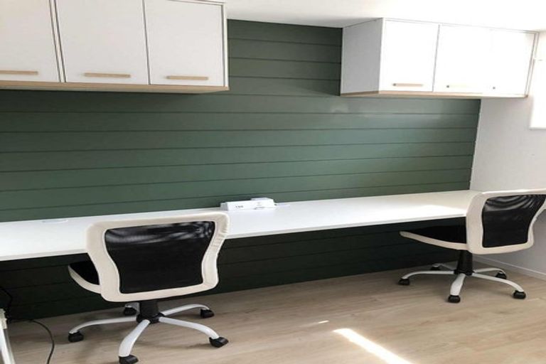 Photo of property in 9d Matuhi Rise, Henderson, Auckland, 0612