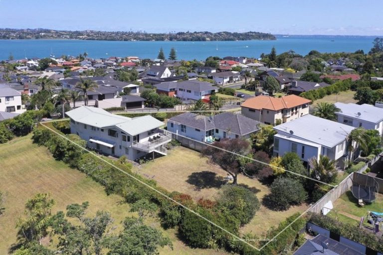 Photo of property in 19 Lynton Road, Bucklands Beach, Auckland, 2012