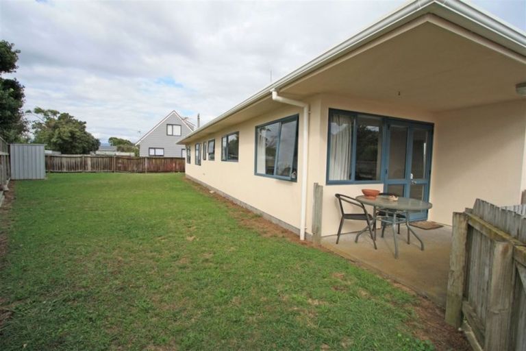 Photo of property in 3a Meade Place, Bell Block, New Plymouth, 4312