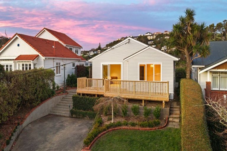 Photo of property in 55 Cashmere Avenue, Khandallah, Wellington, 6035