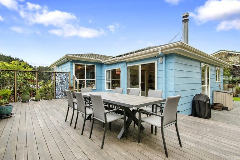 Photo of property in 52 Peterhouse Street, Tawa, Wellington, 5028