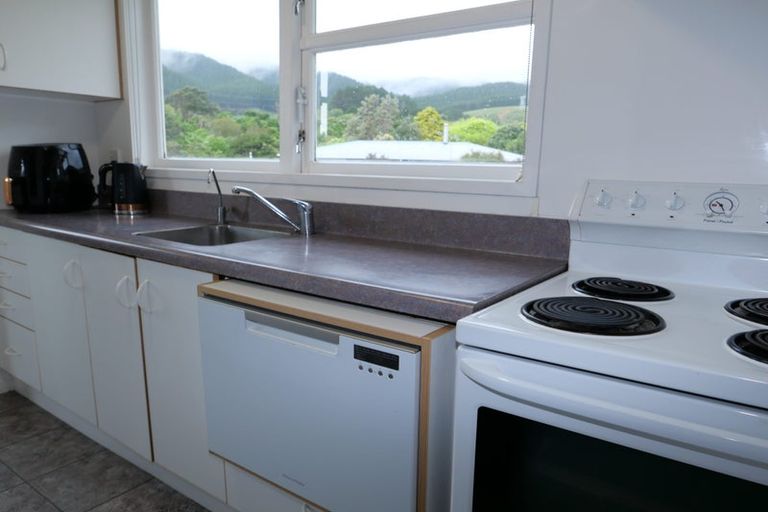 Photo of property in 60 Riwai Street, Paraparaumu, 5032