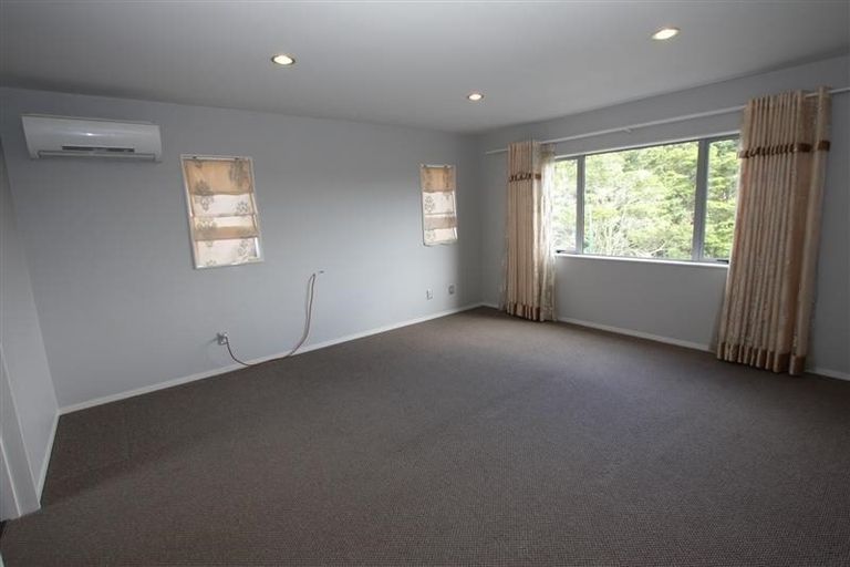 Photo of property in 6 Lucca Crescent, Flat Bush, Auckland, 2019